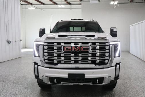 2024 GMC Sierra 2500 Denali
