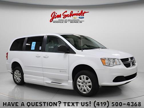 White Knuckle Clearcoat 2017 Dodge Grand Caravan SE