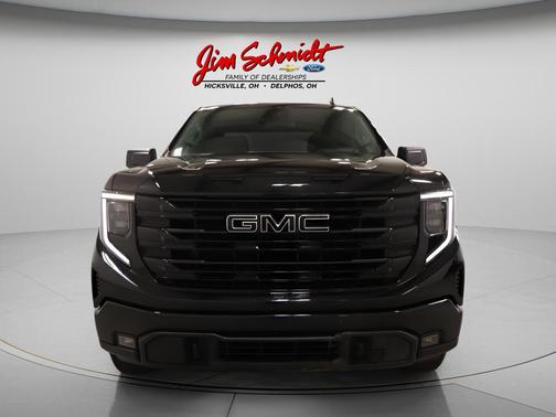 Onyx Black 2024 GMC Sierra 1500 Elevation