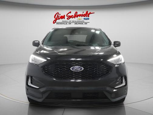 Agate Black Metallic 2021 Ford Edge ST Line