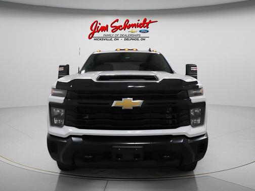 2025 Chevrolet Silverado 3500 WT