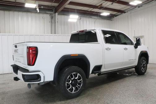 Summit White 2025 GMC Sierra 2500 Denali