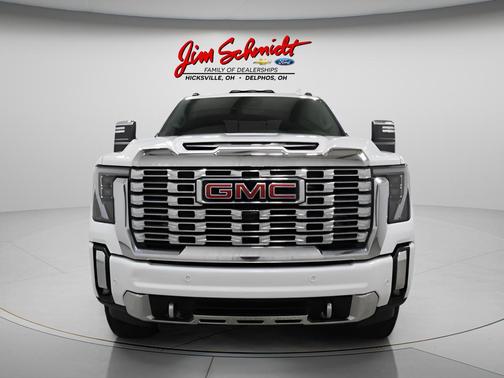 Summit White 2025 GMC Sierra 2500 Denali