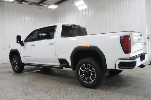 Summit White 2025 GMC Sierra 2500 Denali