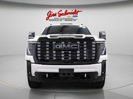 White Frost Tricoat 2025 GMC Sierra 2500 Denali Ultimate