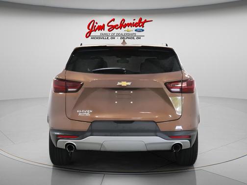 Copper Bronze Metallic 2023 Chevrolet Blazer 2LT