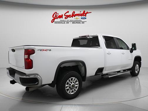 Summit White 2025 Chevrolet Silverado 2500 LT