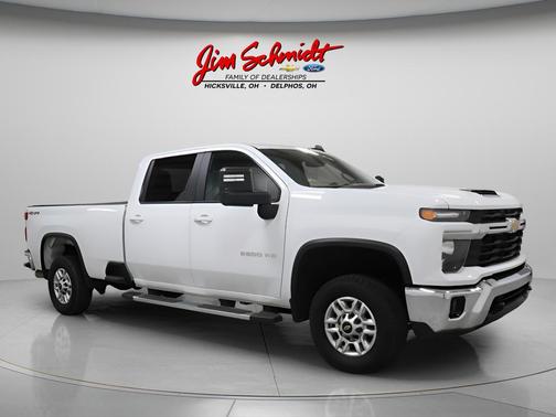 Summit White 2025 Chevrolet Silverado 2500 LT