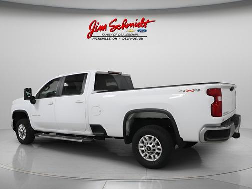Summit White 2025 Chevrolet Silverado 2500 LT