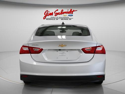 Silver Ice Metallic 2021 Chevrolet Malibu 1LS