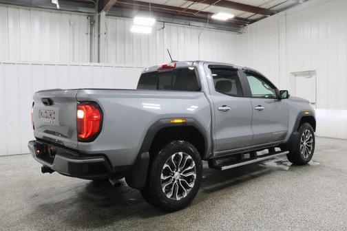 2023 GMC Canyon Denali