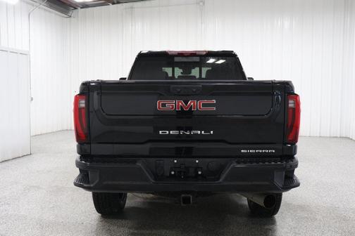2024 GMC Sierra 2500 Denali