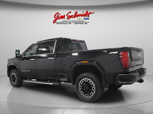 Onyx Black 2024 GMC Sierra 2500 Denali