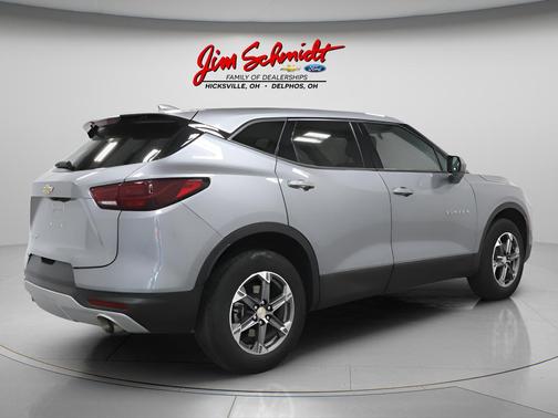 Sterling Gray Metallic 2025 Chevrolet Blazer 2LT
