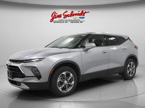 Sterling Gray Metallic 2025 Chevrolet Blazer 2LT