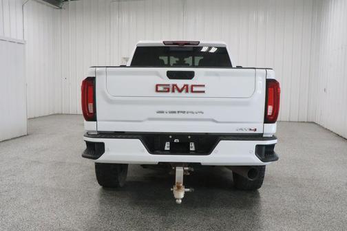 Summit White 2023 GMC Sierra 2500 AT4