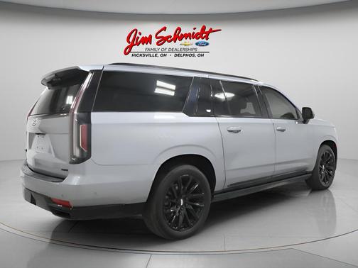 Argent Silver Metallic 2024 Cadillac Escalade ESV Sport Platinum