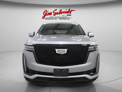 Argent Silver Metallic 2024 Cadillac Escalade ESV Sport Platinum