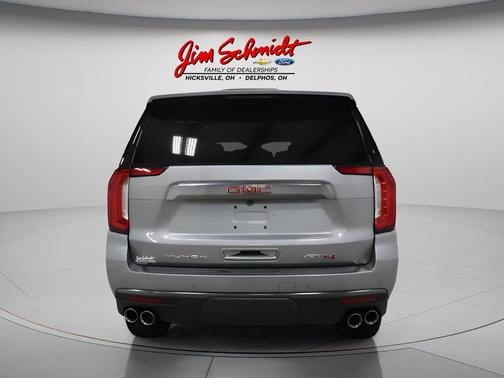 Sterling Metallic 2023 GMC Yukon AT4