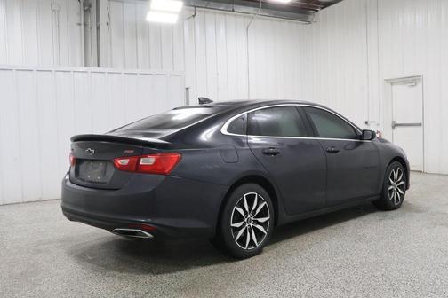 2022 Chevrolet Malibu FWD RS