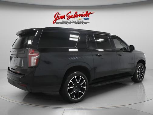 Black 2024 Chevrolet Suburban RST
