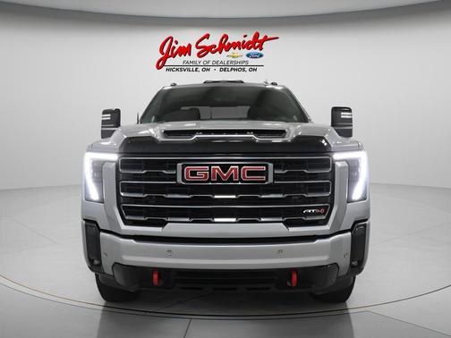 2025 GMC Sierra 2500 AT4