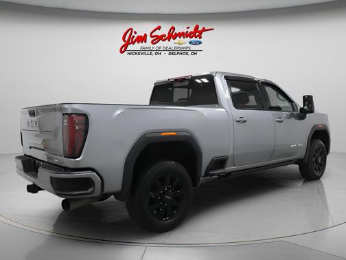 2025 GMC Sierra 2500 AT4