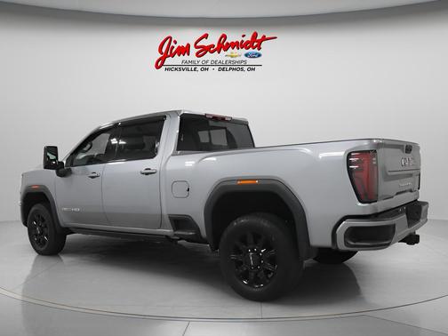 2025 GMC Sierra 2500 AT4