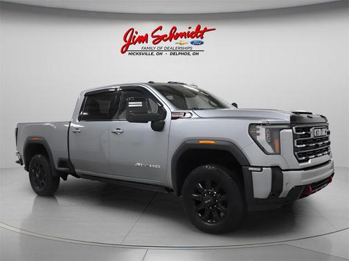 2025 GMC Sierra 2500 AT4