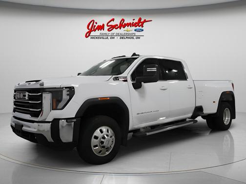 Summit White 2025 GMC Sierra 3500 SLE