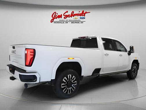 Summit White 2024 GMC Sierra 3500 Denali