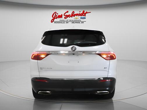 White Frost 2023 Buick Enclave Essence AWD