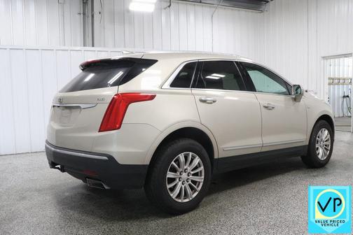 2017 Cadillac XT5 Base
