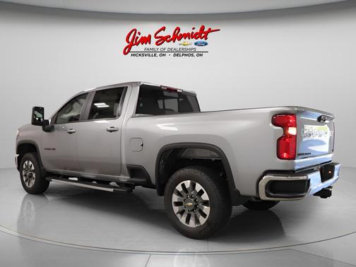 Sterling Gray Metallic 2026 Chevrolet Silverado 2500 LT