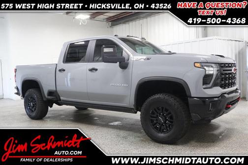 2025 Chevrolet Silverado 2500 4WD Crew Cab Standard Bed ZR2