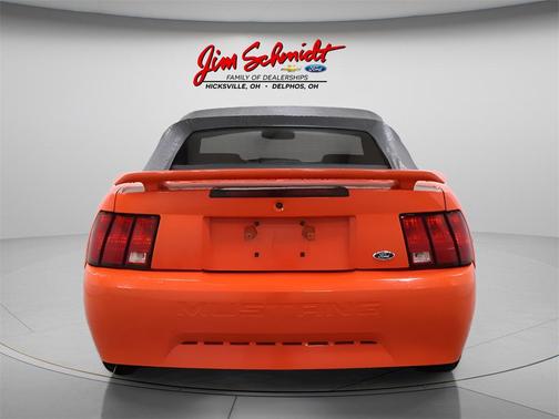 2004 Ford Mustang Base