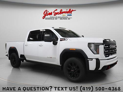 Summit White 2025 GMC Sierra 2500 AT4