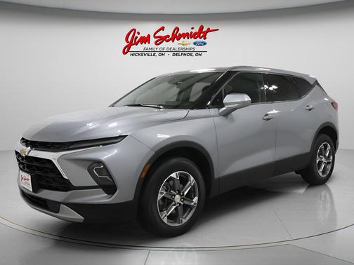 Sterling Gray Metallic 2025 Chevrolet Blazer 2LT