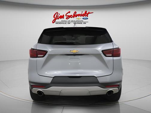 Sterling Gray Metallic 2025 Chevrolet Blazer 2LT