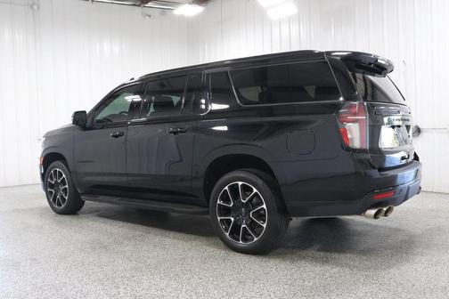 2024 Chevrolet Suburban RST