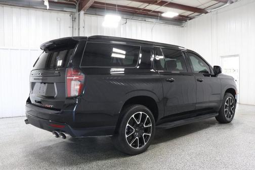 2024 Chevrolet Suburban RST