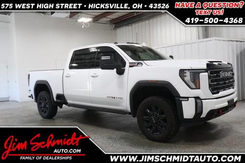 2024 GMC Sierra 2500 AT4