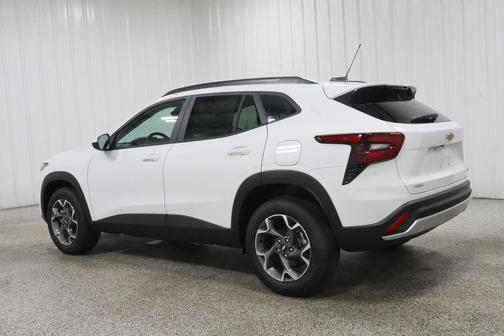 Summit White 2026 Chevrolet Trax LT