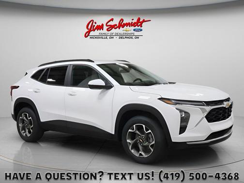 Summit White 2026 Chevrolet Trax LT