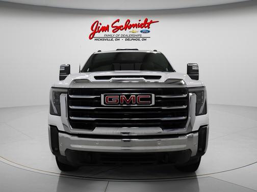 Summit White 2025 GMC Sierra 2500 SLT
