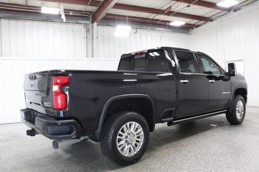 2023 Chevrolet Silverado 3500 High Country