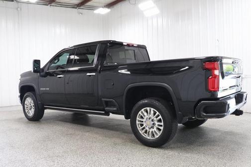 2023 Chevrolet Silverado 3500 High Country