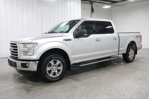 Ruby Red Metallic Tinted Clearcoat 2016 Ford F-150 XLT