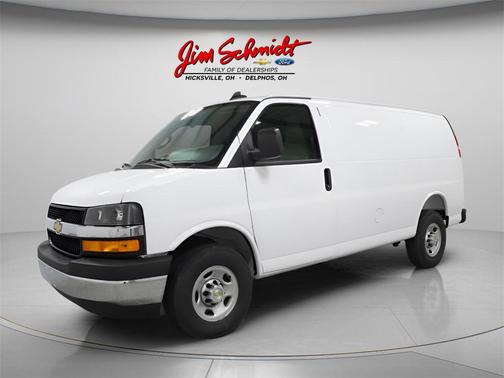 2025 Chevrolet Express 2500 RWD 2500 Regular Wheelbase WT