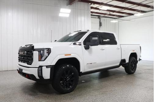 2024 GMC Sierra 2500 AT4